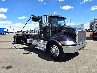 2022 Peterbilt 337