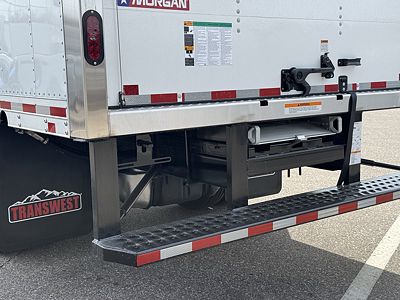 2025 Isuzu NRR GAS