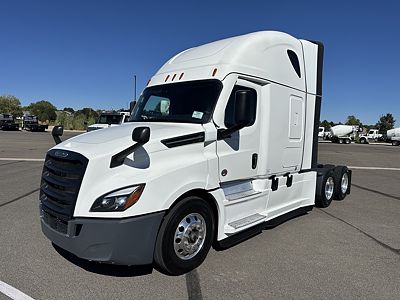 2024 Freightliner PT126SLP