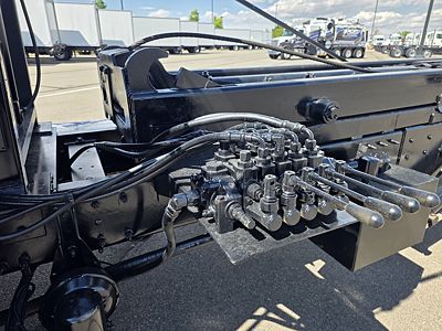 2022 Peterbilt 337