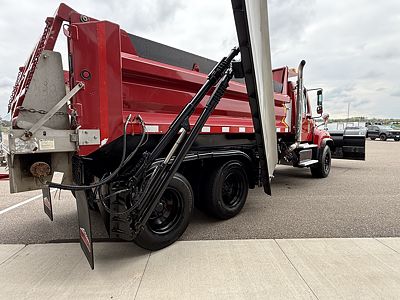2015 Freightliner 114SD
