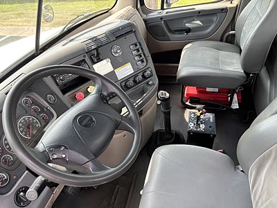 2010 Freightliner CASCADIA