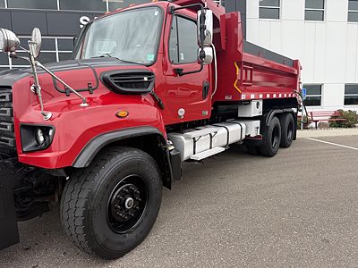 2015 Freightliner 114SD