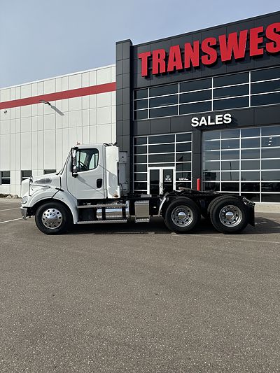 2019 Freightliner M2112