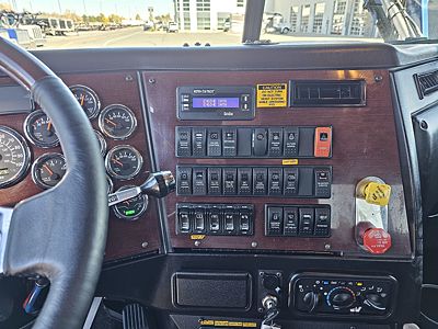 2020 WST 4900FA