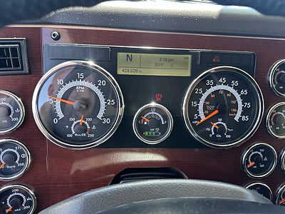 2022 WST 5700XE SLP 