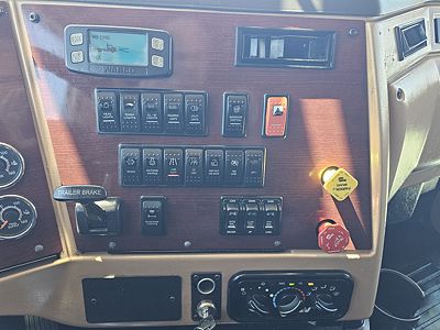2022 WST 5700XE SLP 