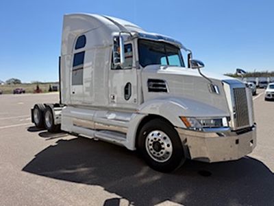 2022 WST 5700XE SLP 