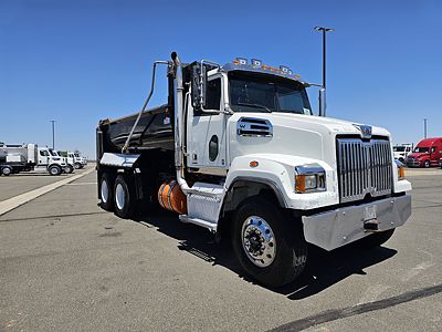 2017 WST 4700SB