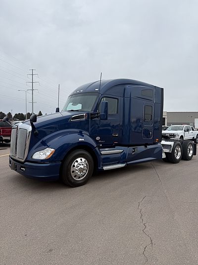 2022 Kenworth T680