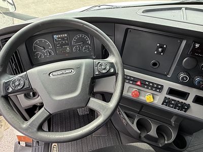 2019 Freightliner CASCADIA