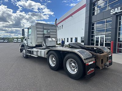 2016 Mack GU813