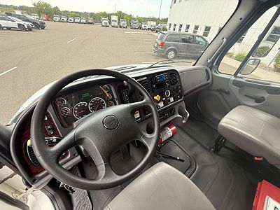 2022 Freightliner M2 106