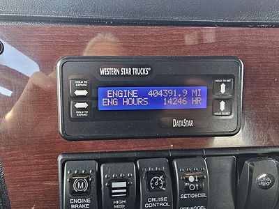2021 WST 4900FA
