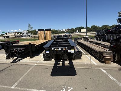 2027 Trail King TK110HDG-Advantage