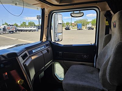 2022 WST 5700XE SLP 