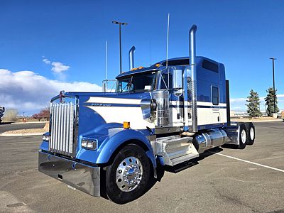 2026 Kenworth W900