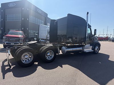 2020 Peterbilt 579