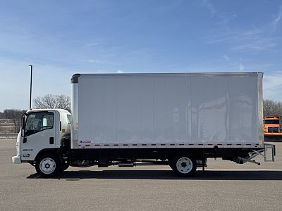 2025 Isuzu NRR GAS
