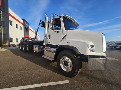 2026 Freightliner 114SD