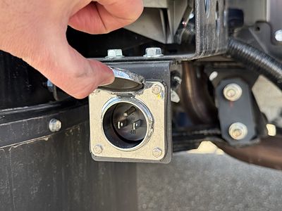 2025 Isuzu NRR GAS