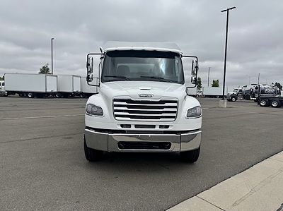 2027 Freightliner M2106
