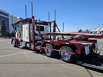 2022 Peterbilt 389