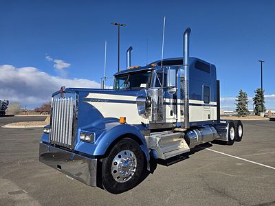 2026 Kenworth W900