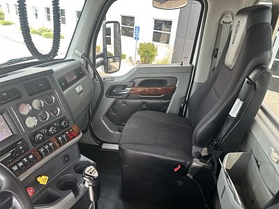 2020 Kenworth T880