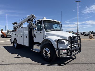 2022 Freightliner M2 106