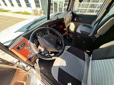 2022 WST 5700XE SLP 