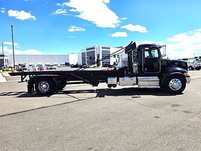 2022 Peterbilt 337