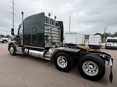 2018 Peterbilt 579