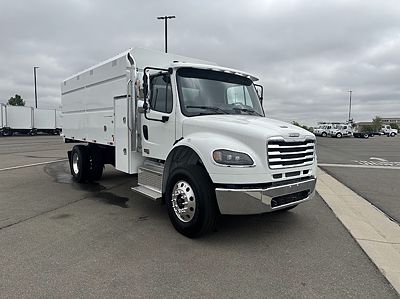 2027 Freightliner M2106