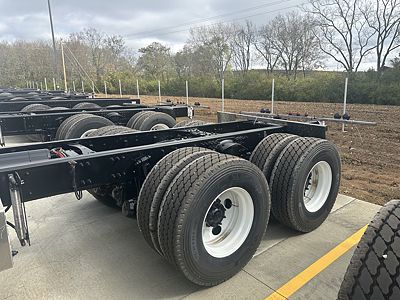 2026 Freightliner M2106