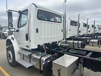 2026 Freightliner M2106