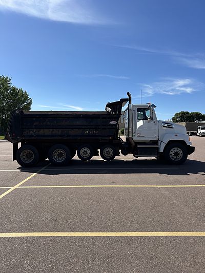 2020 Western Star 4700SB