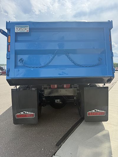 2022 WST 4700SF