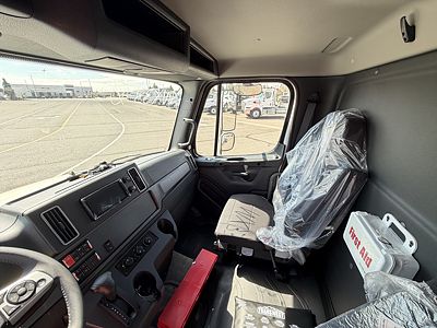 2027 Freightliner M2106