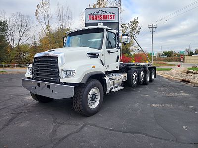 2026 Freightliner 114SD