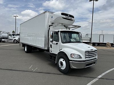 2025 Freightliner M2106