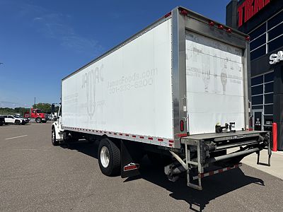 2020 Freightliner M2 106