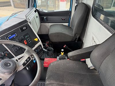 2019 WST 4700SF