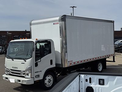 2025 Isuzu NRR GAS