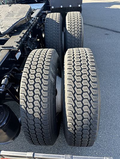 2024 Freightliner PT126SLP
