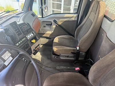 2002 Sterling M7500