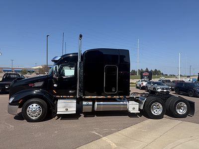 2020 Peterbilt 579