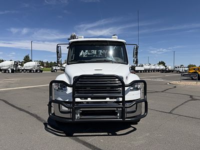 2022 Freightliner M2 106