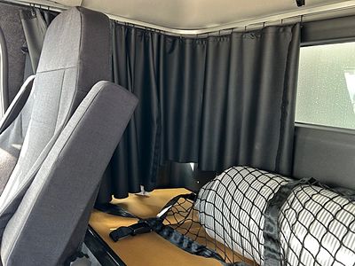 2025 Freightliner M2106