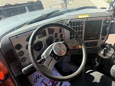 2015 Mack Granite